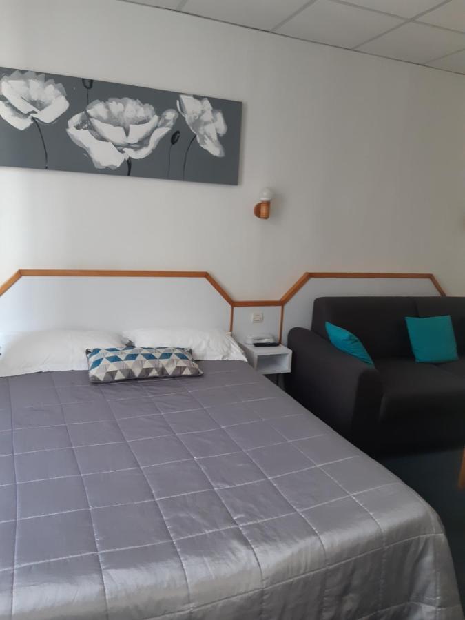 Hotel De La Croix De Malte Cherbourg-en-Cotentin Zewnętrze zdjęcie