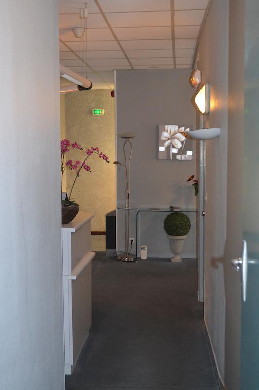 Hotel De La Croix De Malte Cherbourg-en-Cotentin Zewnętrze zdjęcie